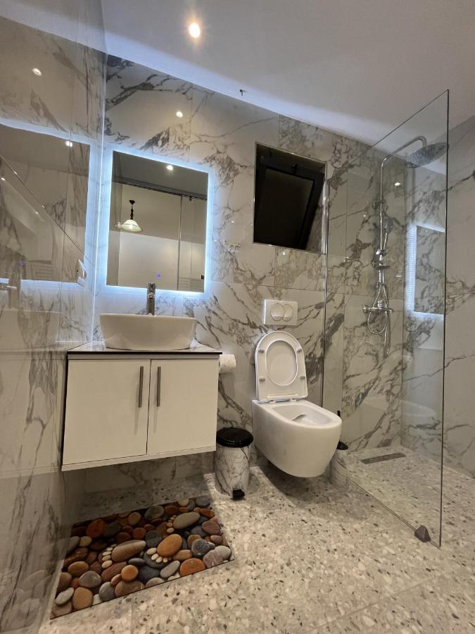 Biraci Residence Ksamil Esterno foto