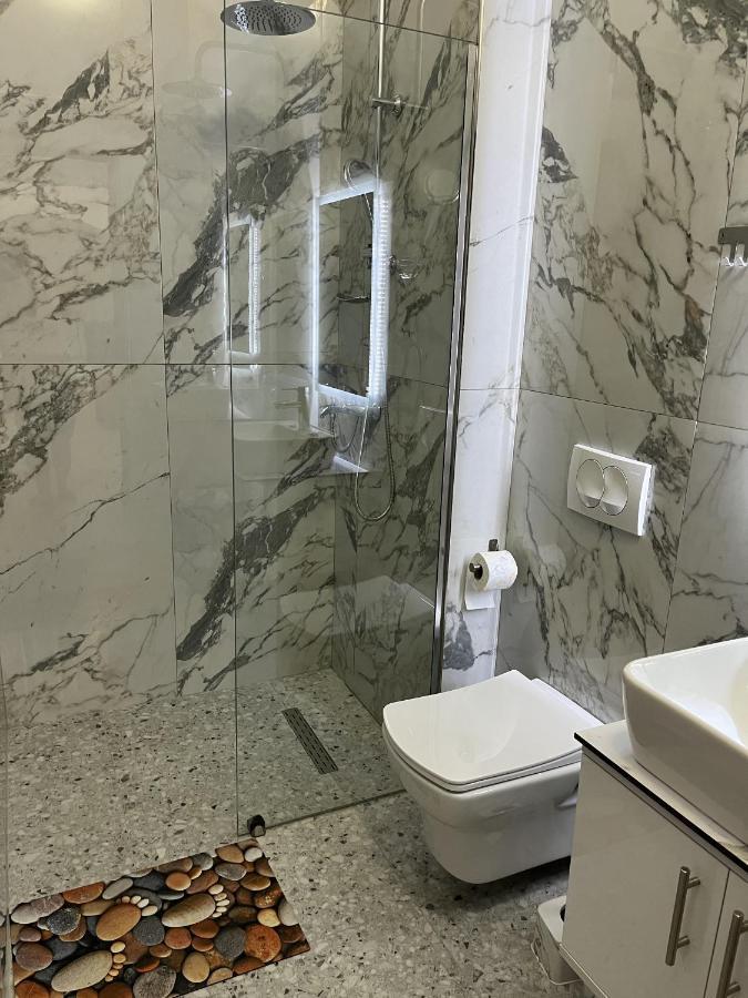 Biraci Residence Ksamil Esterno foto